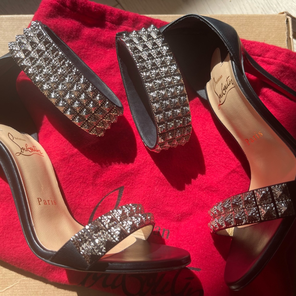 Priyadora 100 Nappa Christian Louboutin